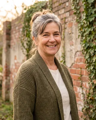 Rosalind Alvarez